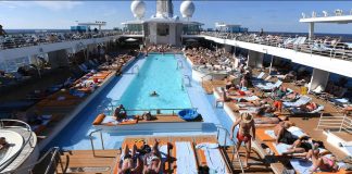 বিশ্বের সবচেয়ে বড় প্রমোদতরি l ‘আইকন অব দ্য সিজ’ যেন পুরো একটি শহর বিশ্বের সবচেয়ে বড় প্রমোদতরি