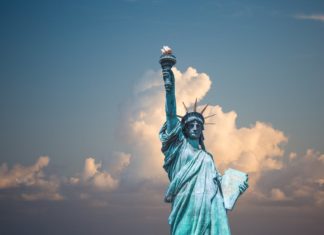 How to Travel in North America Tips on Cheap Hotels Cultures North America