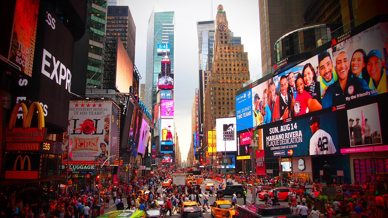 Times Square – The Pulse of Modern Life